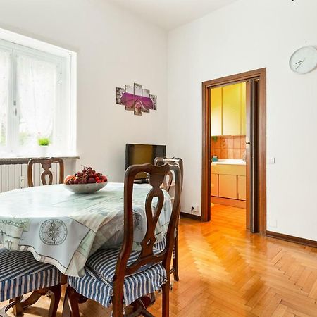 Bright Flat With Shared Garden Apartment Milan Bagian luar foto