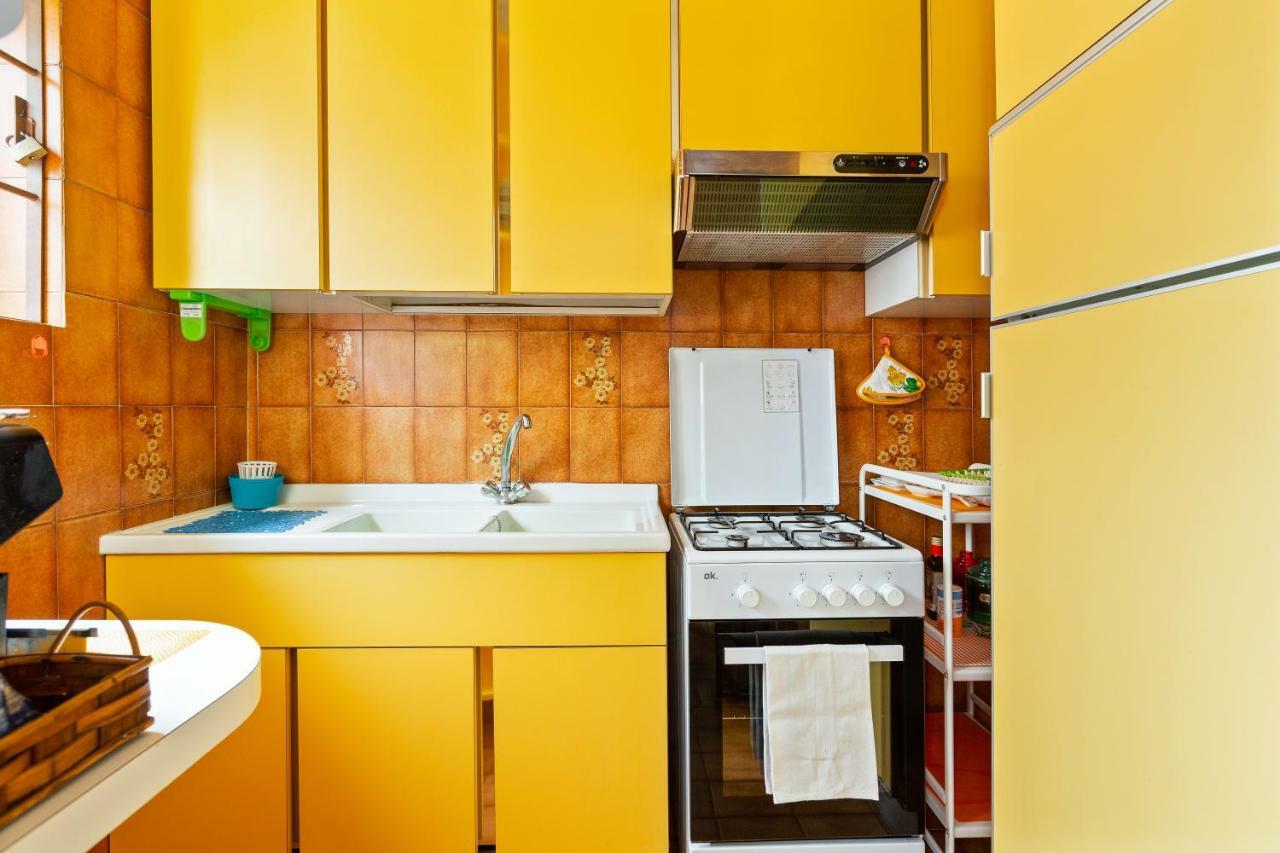 Bright Flat With Shared Garden Apartment Milan Bagian luar foto